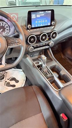 نيسان سنترا